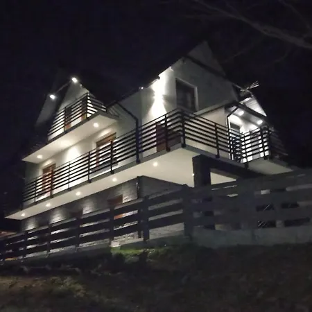 Daire Dom Camelowo Brenna